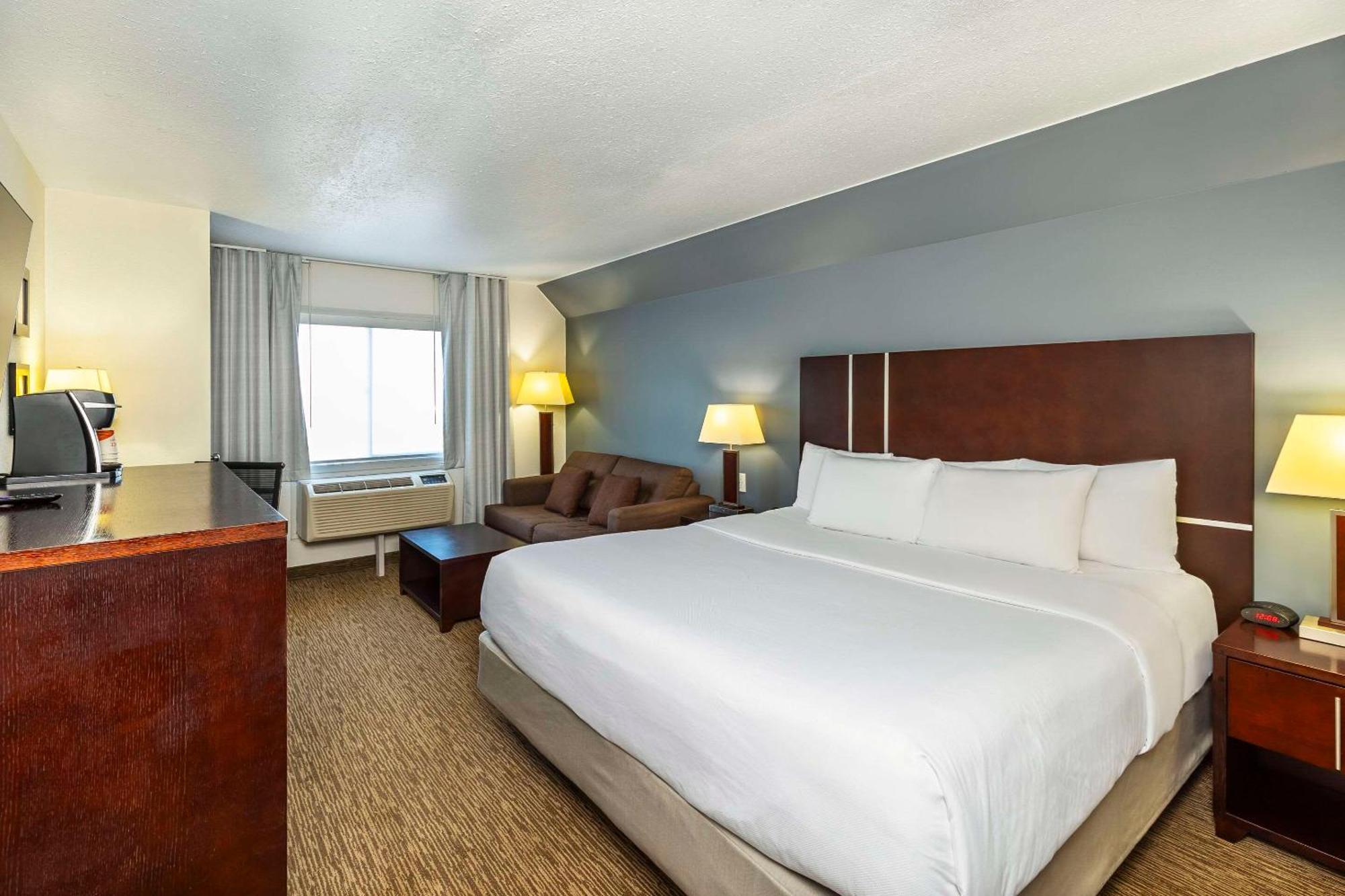 Comfort Inn & Suites Yorkton Esterno foto