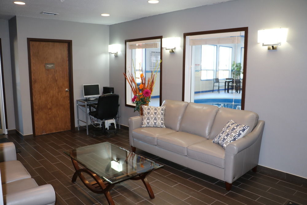 Comfort Inn & Suites Yorkton Esterno foto