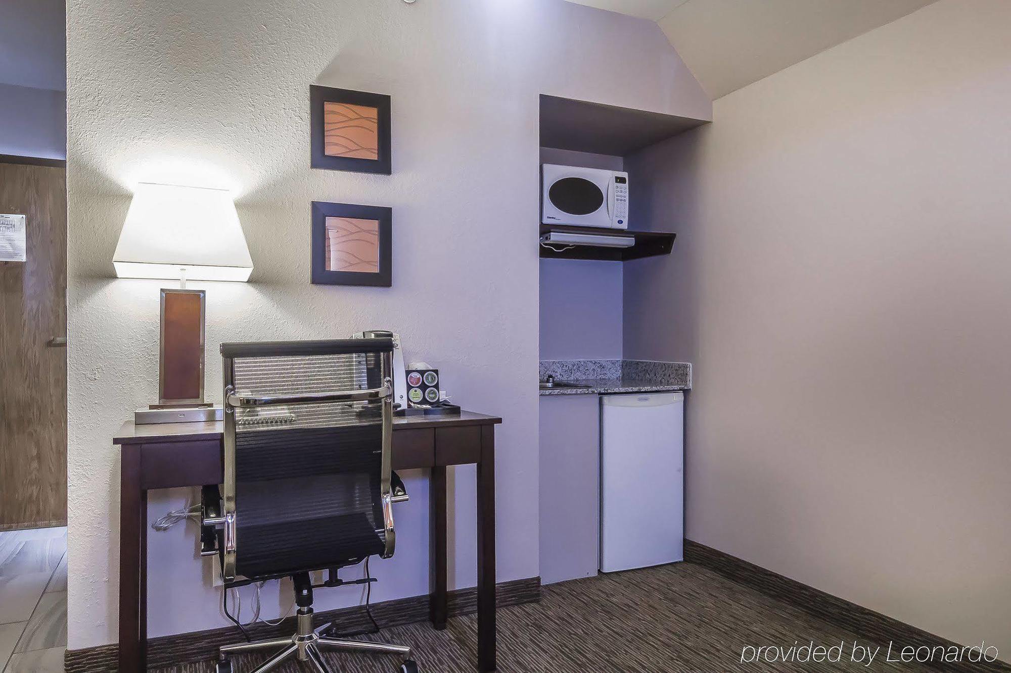Comfort Inn & Suites Yorkton Esterno foto